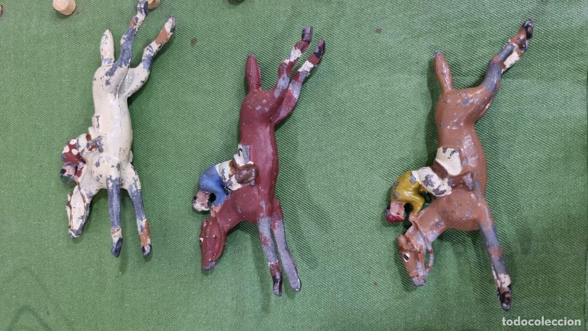 Juegos de mesa: Juego carrera de caballos mec&aacute;nicos - Foto 9