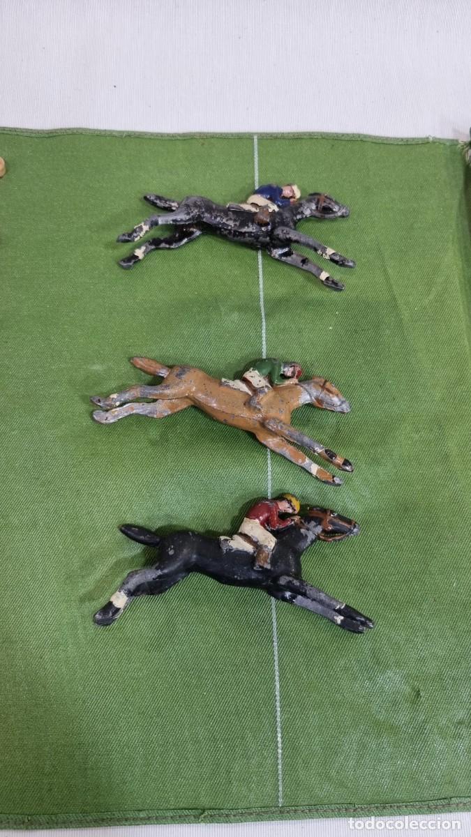 Juegos de mesa: Juego carrera de caballos mec&aacute;nicos - Foto 12