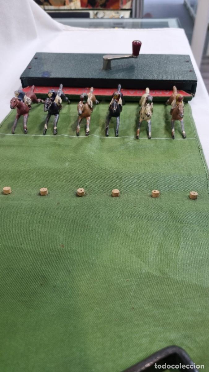 Juegos de mesa: Juego carrera de caballos mec&aacute;nicos - Foto 13