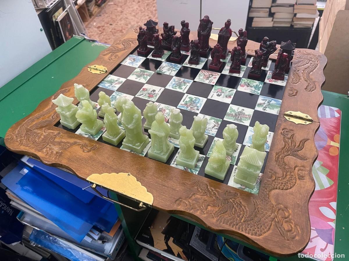 Juegos de mesa: Ajedrez chino en caja de madera - Foto 1