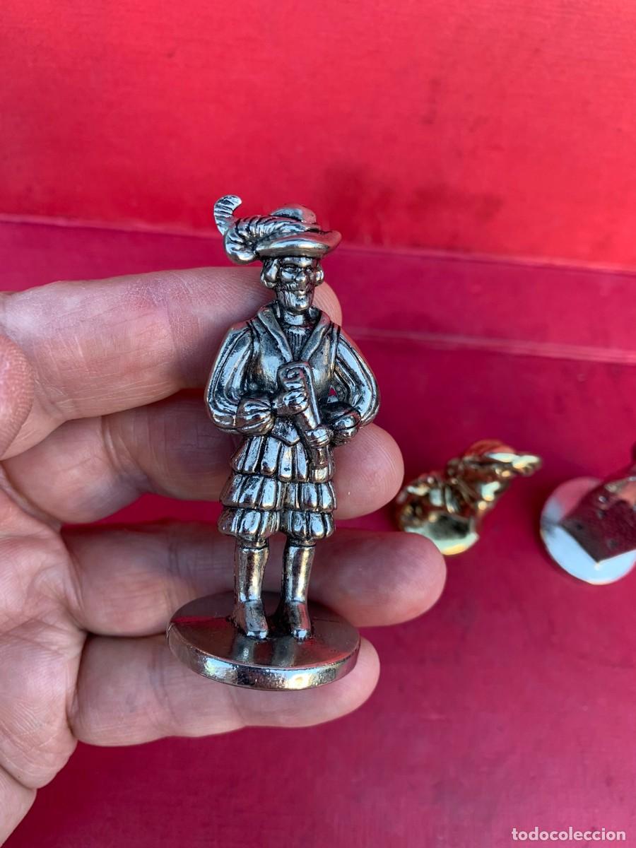 Juegos de mesa: AJEDREZ FIGURAS METAL MACIZAS 3 piezas - Foto 5