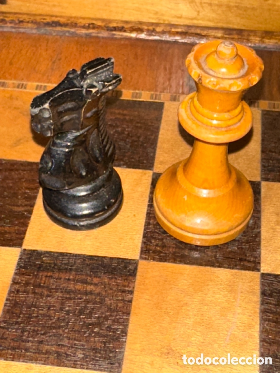 Juegos de mesa: Ajedrez de madera antiguo - Foto 4