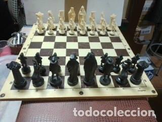 Juegos de mesa: ajedrez con tablero profecional - Foto 1