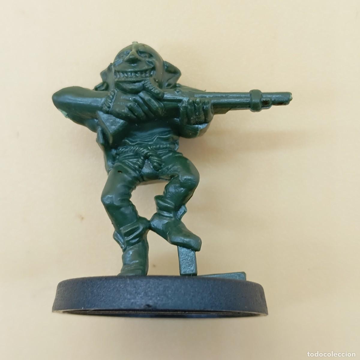 Juegos de mesa: FIGURA ESPACIAL MB CRUZADA ESTELAR - Foto 1