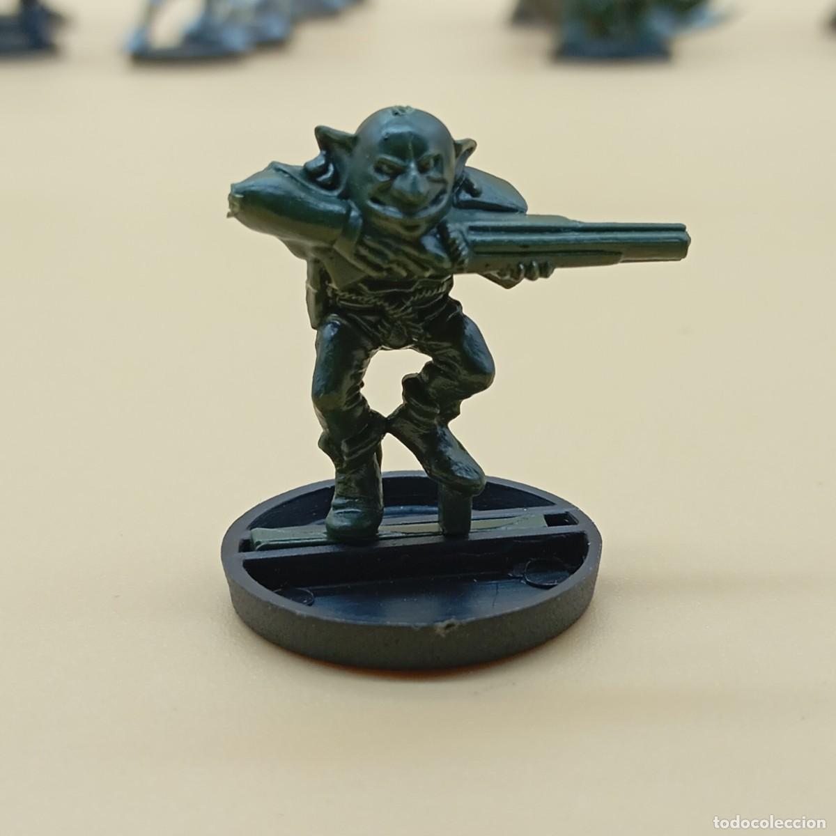 Juegos de mesa: FIGURA ESPACIAL MB CRUZADA ESTELAR - Foto 1