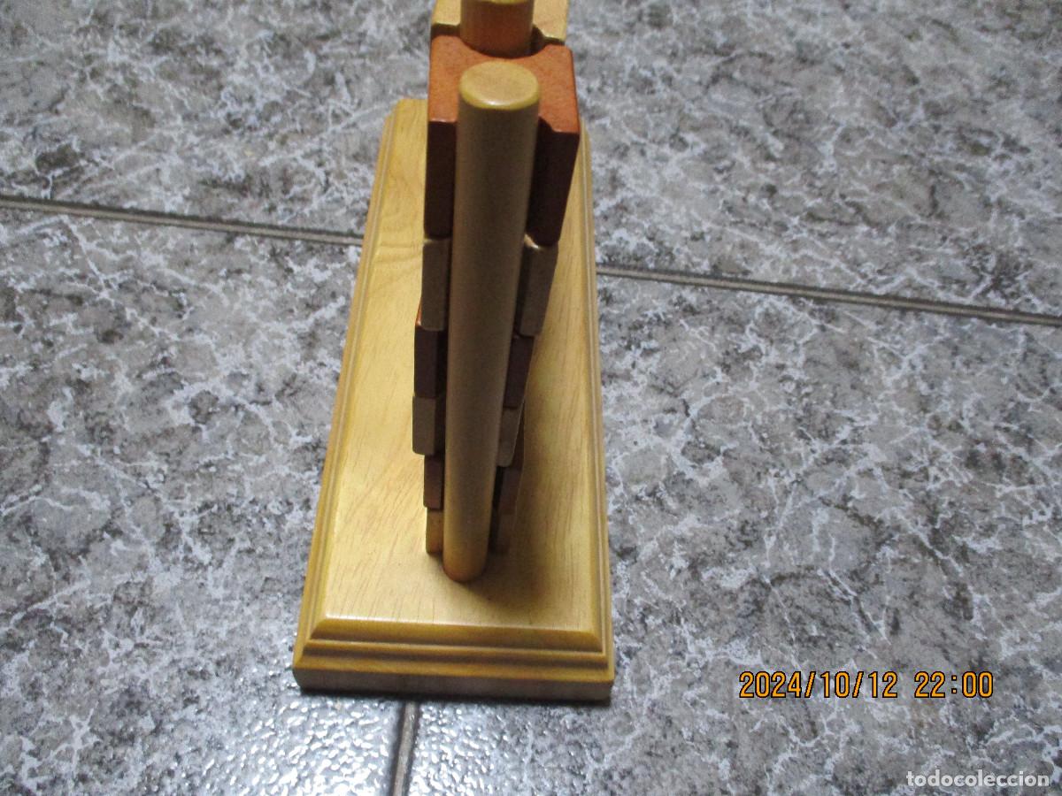 Juegos de mesa: JUEGO DE MADERA MUY SINGULAR y de calidad - Foto 2