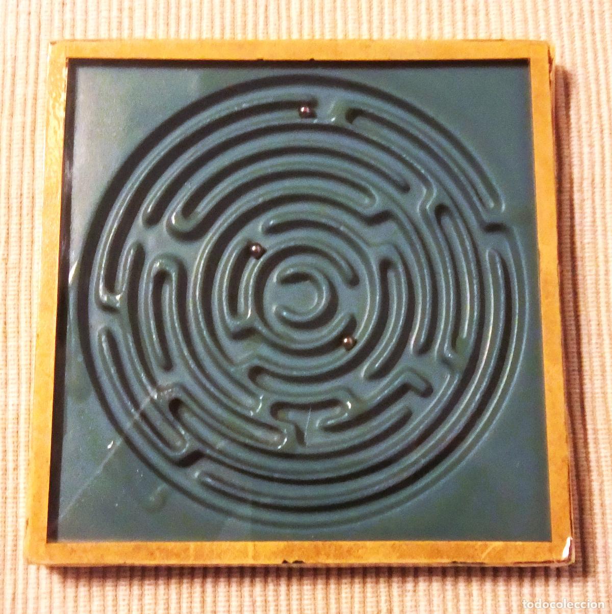 Juegos de mesa: ANTIGUO JUEGO DEL LABERINTO CON 3 BOLAS - Foto 1