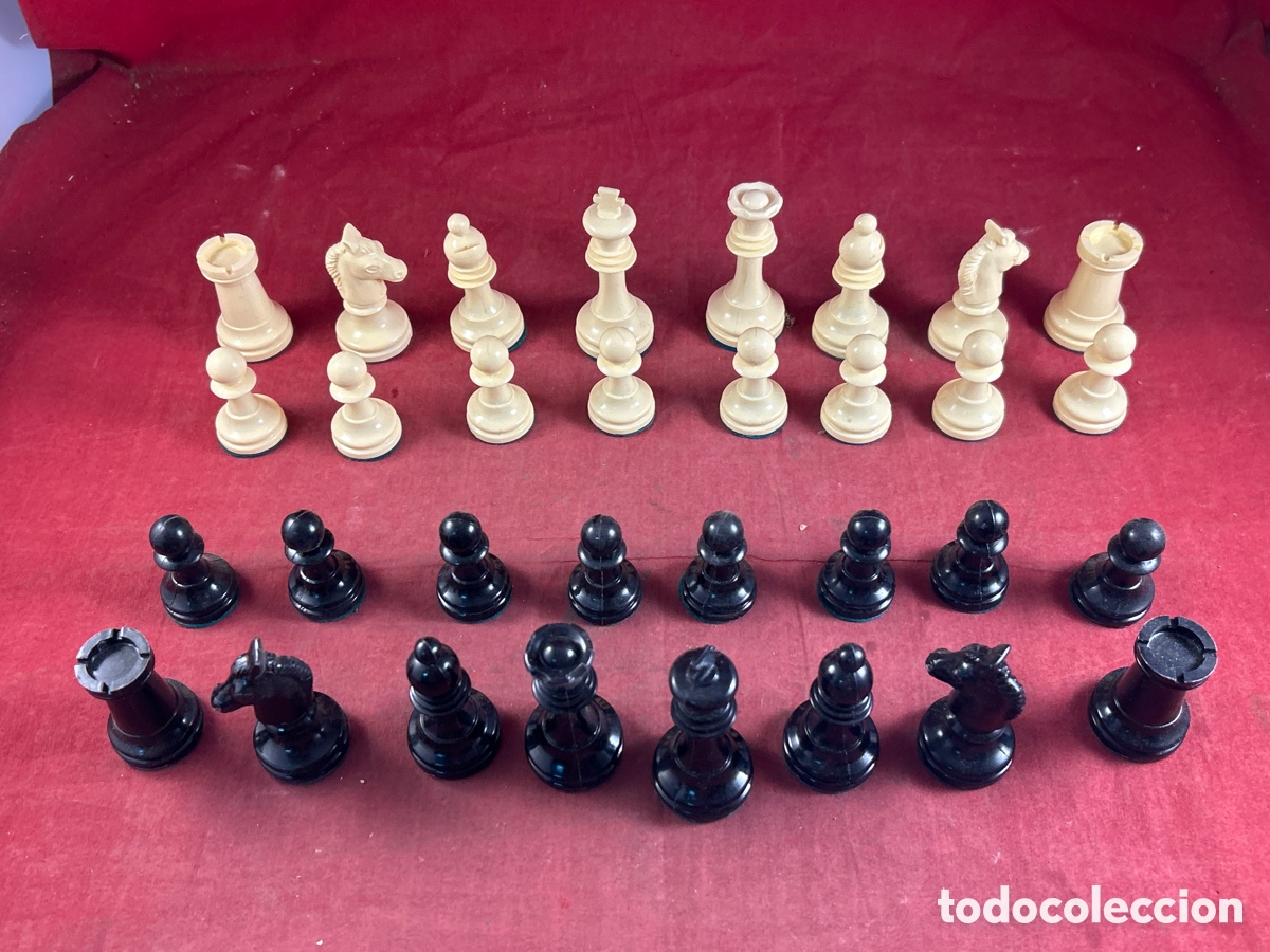 Juegos de mesa: PIEZAS DE AJEDREZ COMPLETA - Foto 1