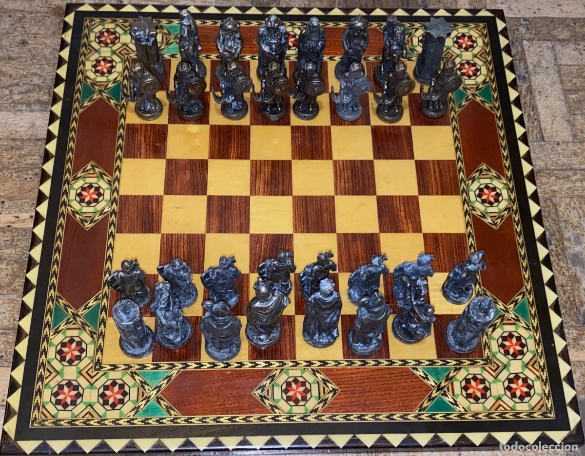 Juegos de mesa: Ajedrez moros y cristianos, de gran tama&ntilde;o. - Foto 1