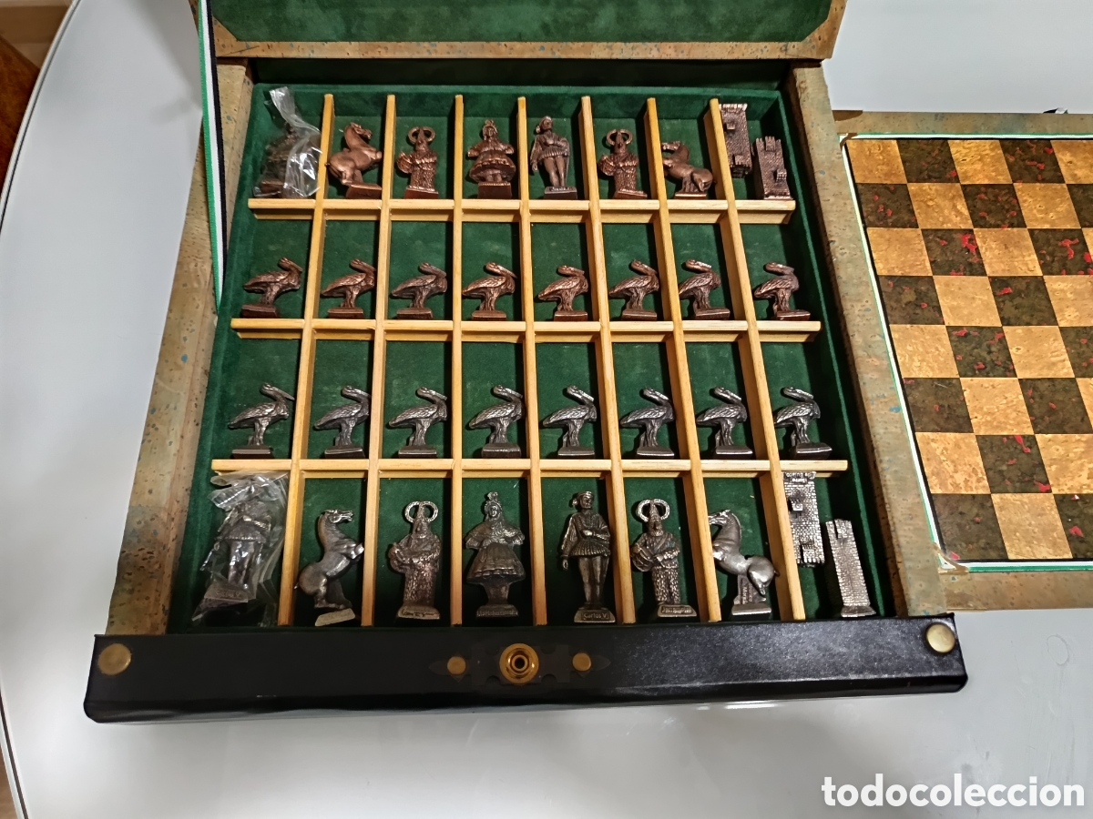 Juegos de mesa: Ajedrez con s&iacute;mbolos extreme&ntilde;os - Foto 6