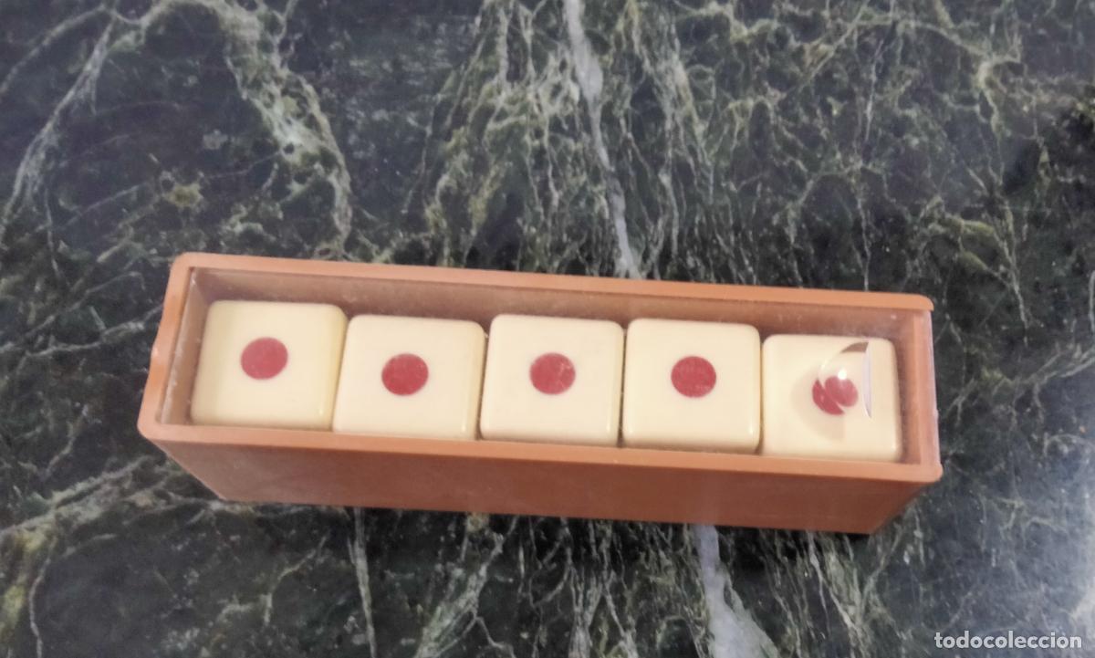 Juegos de mesa: Juego de dados poker - Foto 1