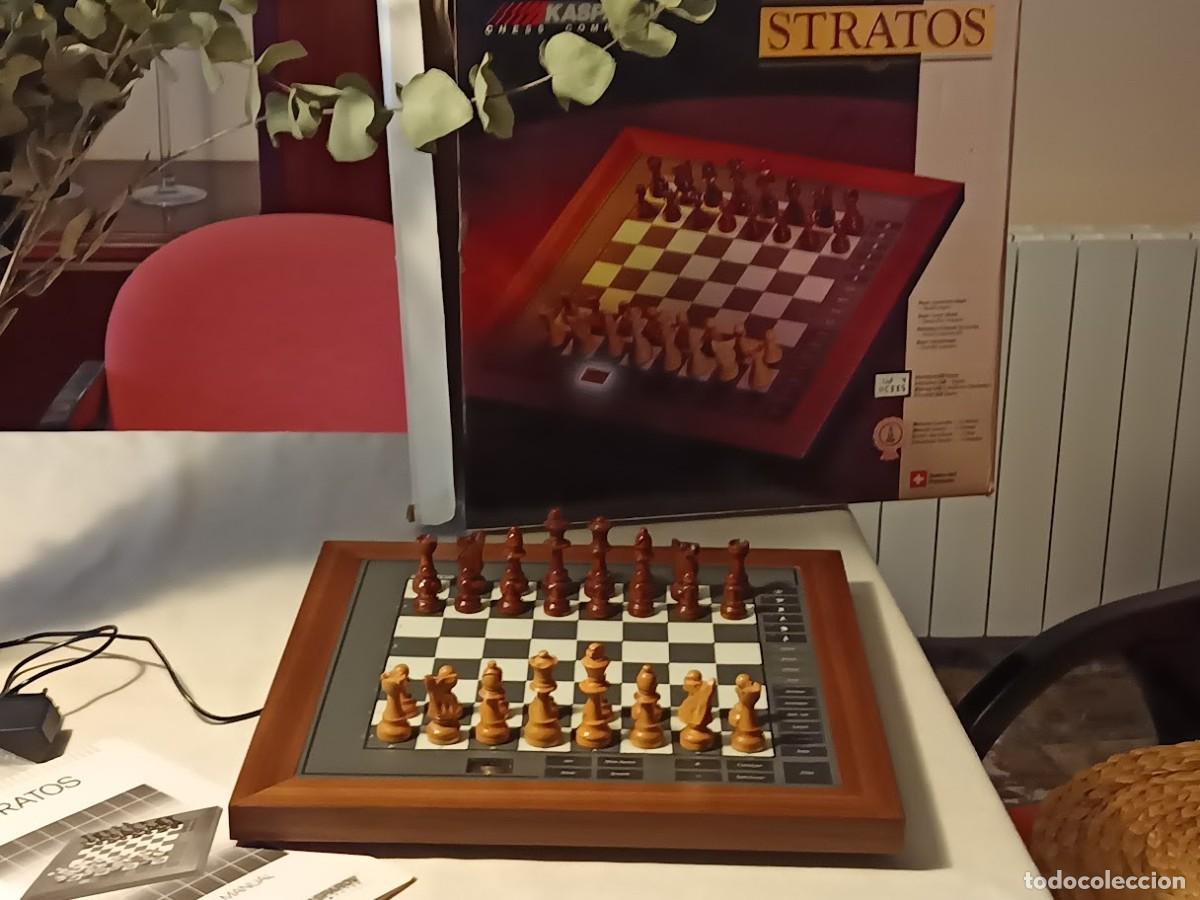 Juegos de mesa: AJEDREZ ELECTRONICO STRATOS - Foto 5