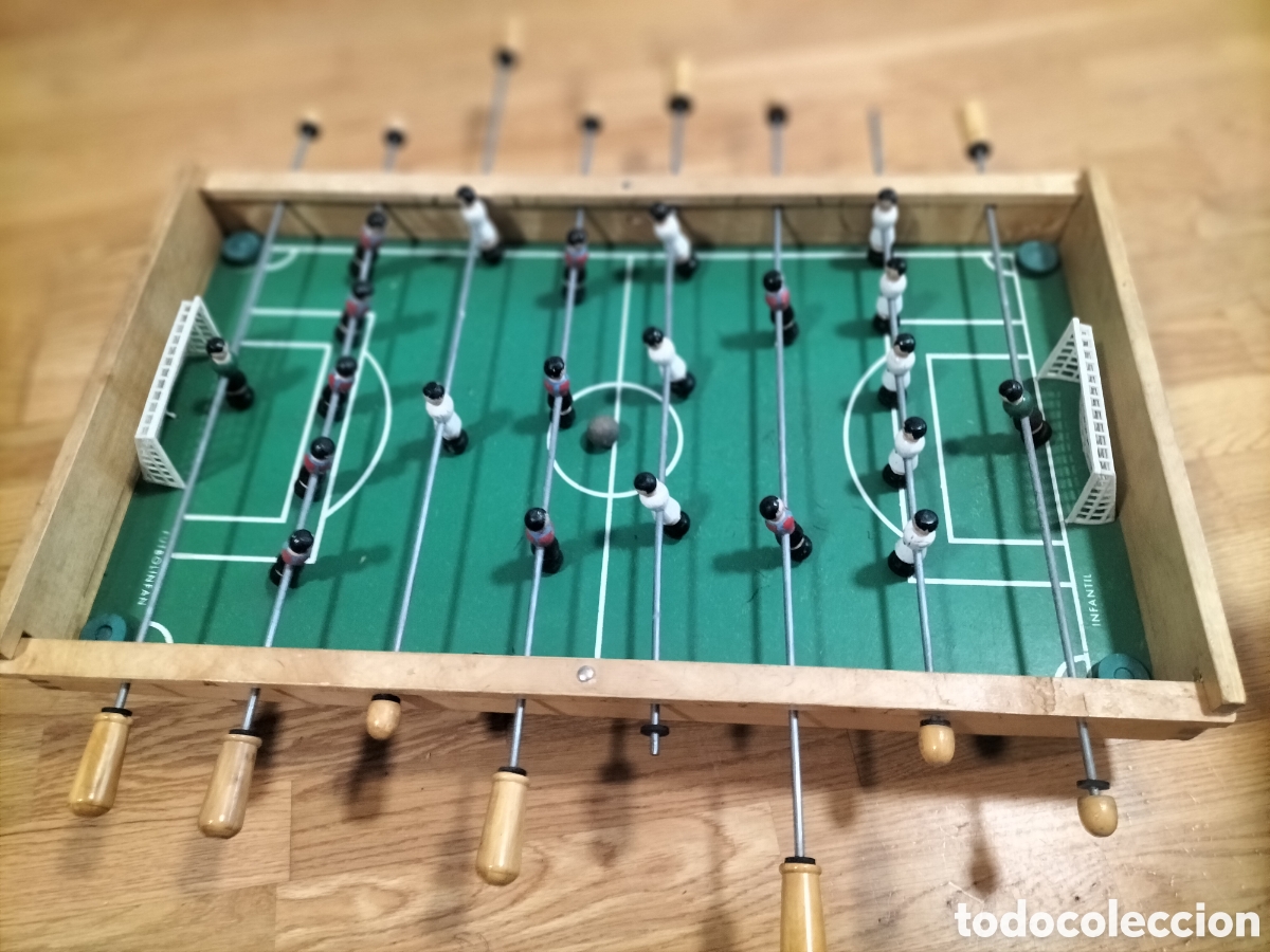 Juegos de mesa: Futbol&iacute;n antiguo de madera de juguete - Foto 1