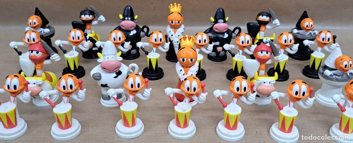 Juegos de mesa: 27 Figuras de Ajedrez de Chupa Cups, a&ntilde;o 1998 - Foto 2