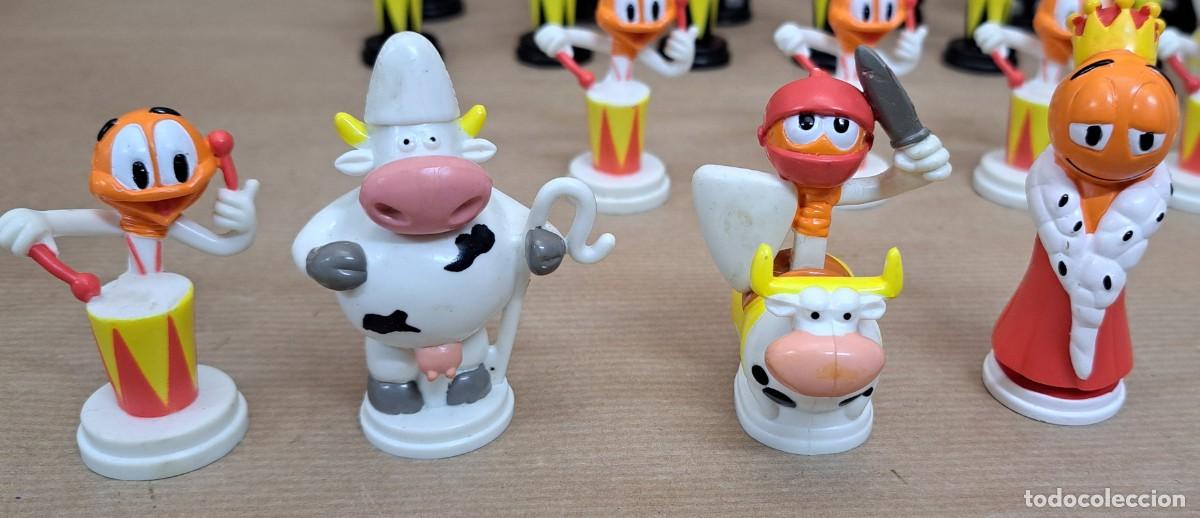 Juegos de mesa: 27 Figuras de Ajedrez de Chupa Cups, a&ntilde;o 1998 - Foto 8