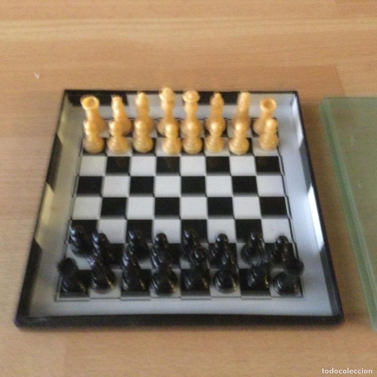 Juegos de mesa: Ajedrez Magn&eacute;tico de viaje. 16 x 16 cms. - Foto 2