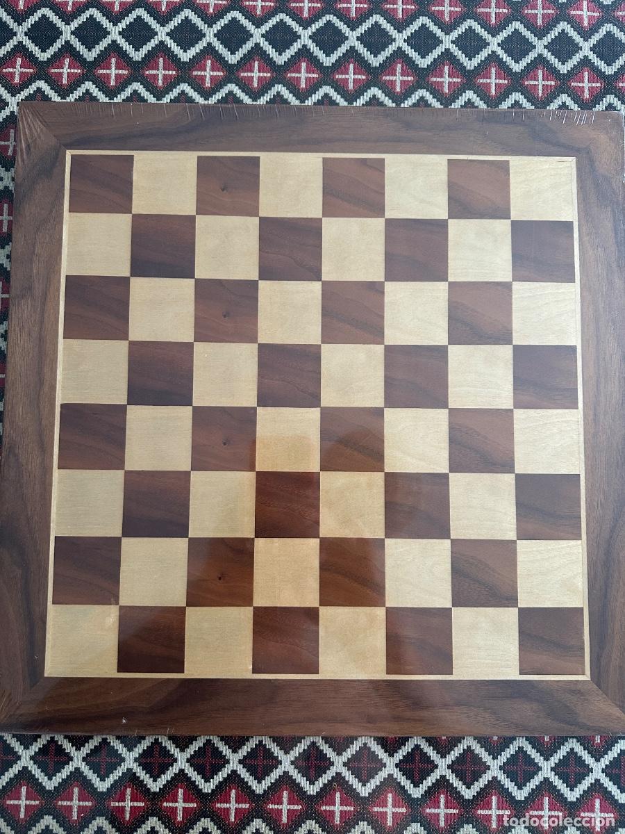 Juegos de mesa: Juego de Ajedrez - Tablero y piezas. - Foto 2