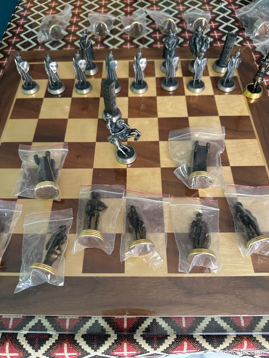 Juegos de mesa: Juego de Ajedrez - Tablero y piezas. - Foto 9