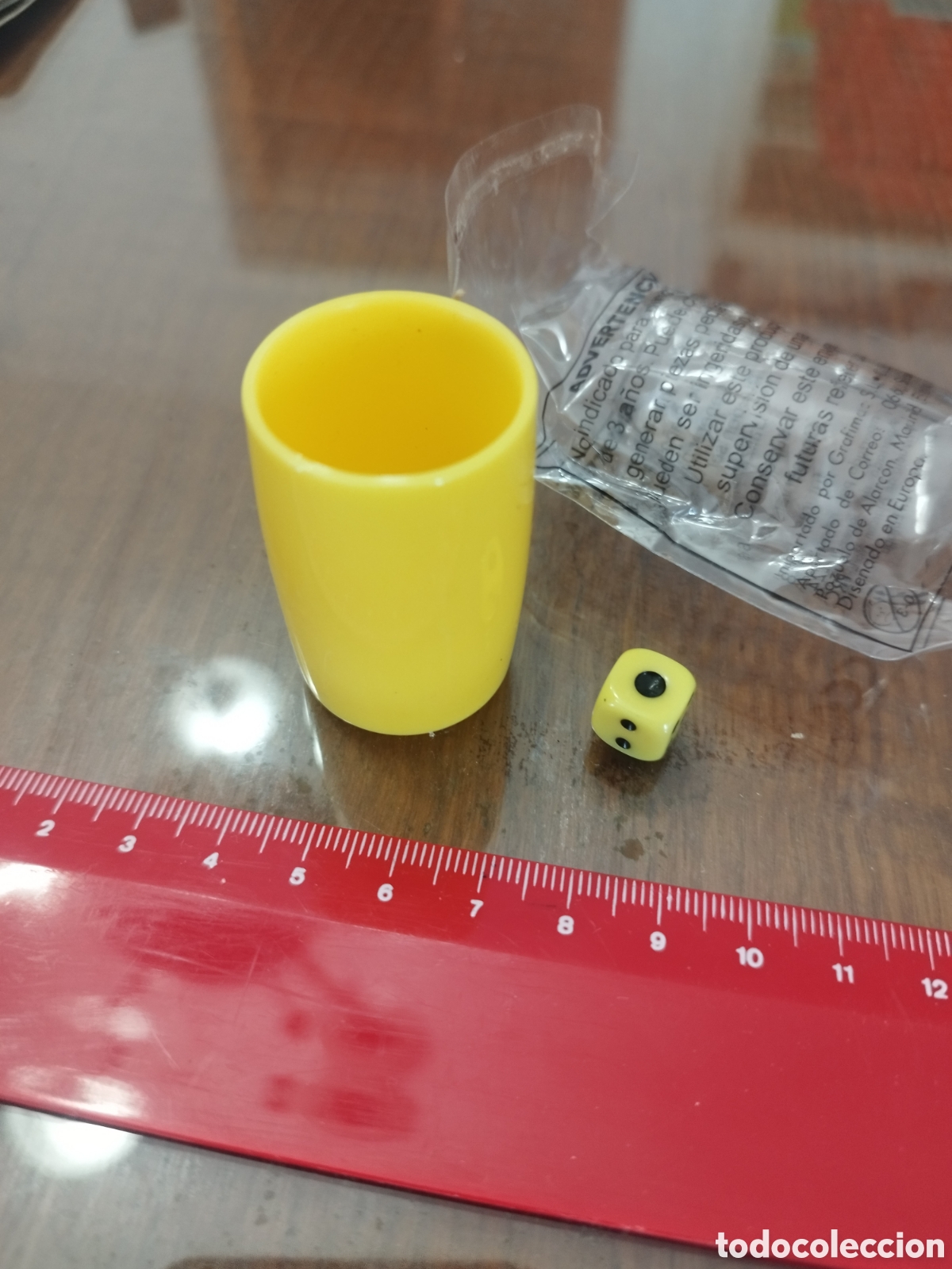 Juegos de mesa: Curioso cubilete + dado - Foto 1
