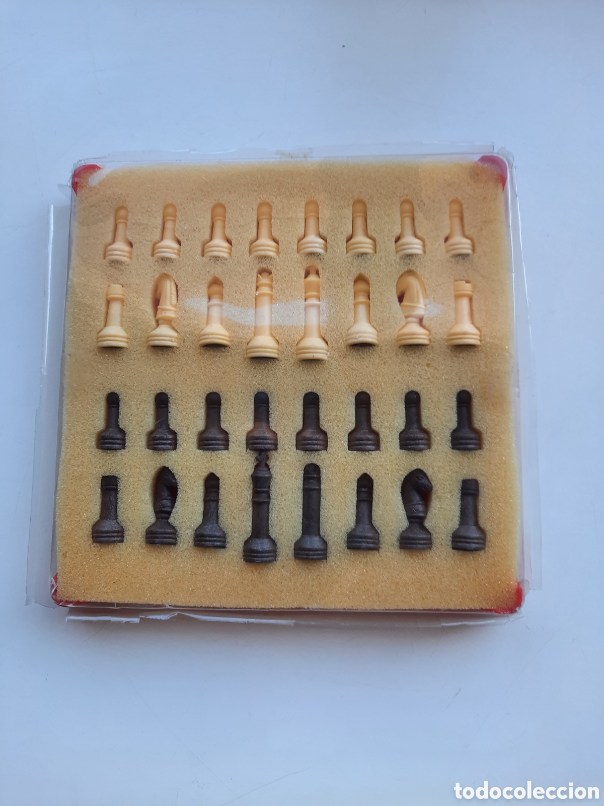 Juegos de mesa: Juego de ajedrez magn&eacute;tico - Foto 2