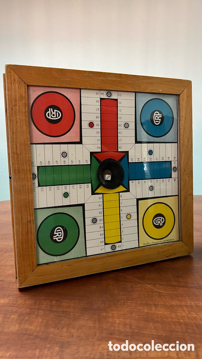 Juegos de mesa: ANTIGUO PARCHIS DE MADERA DE INFANSOL - Foto 1