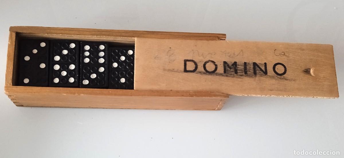 Juegos de mesa: DOMINO EN CAJA DE MADERA-A&Ntilde;OS 90 - Foto 1