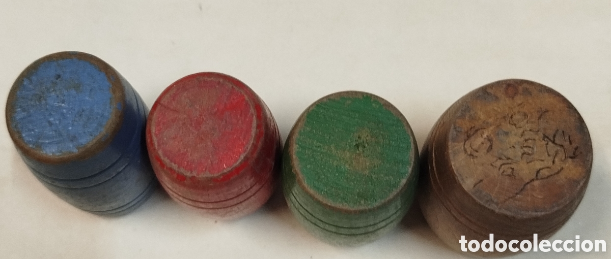 Juegos de mesa: Antiguos cubiletes de madera. Parchis - Foto 2