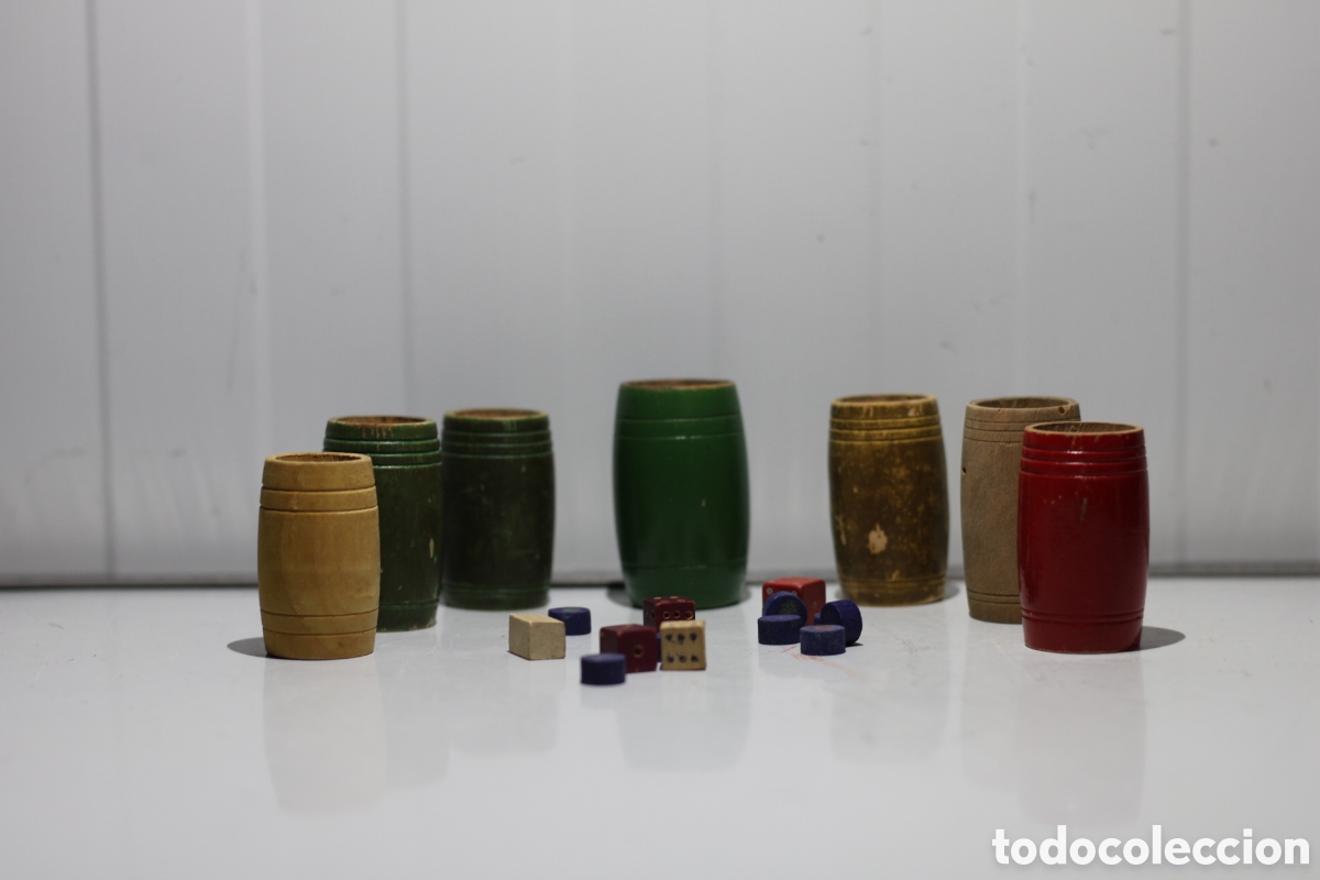 Juegos de mesa: Conjunto de barriles y fichas parchis - Foto 2
