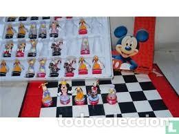 Juegos de mesa: Ajedrez Disney - Mickey 3-D Chess Game (1990) - Foto 3