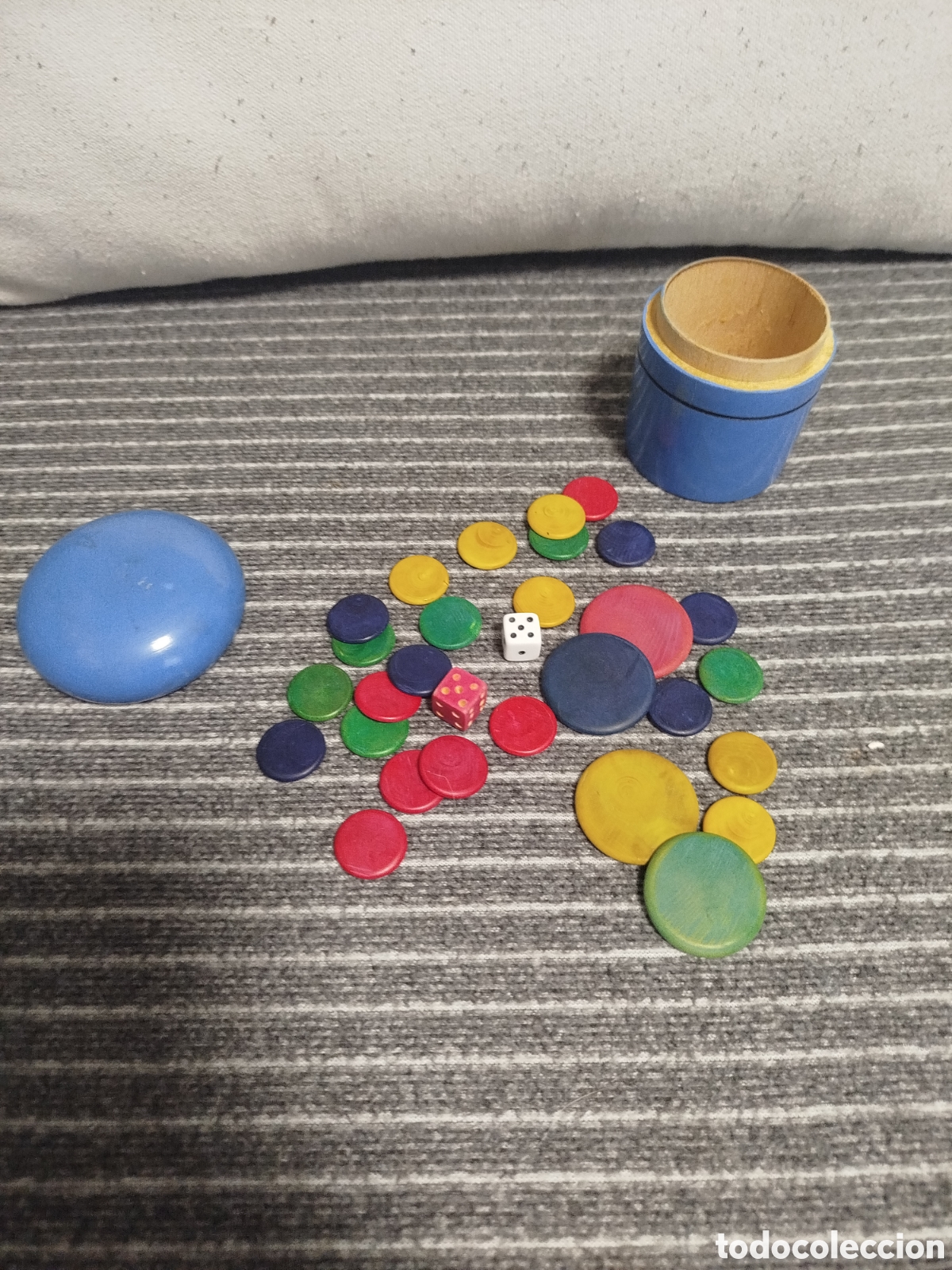 Juegos de mesa: Antiguas fichas de madera - Foto 1