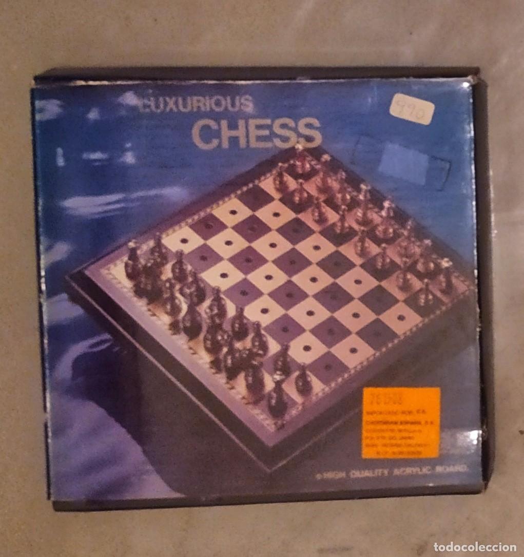 Juegos de mesa: Juego de Ajedrez peque&ntilde;o - Foto 1