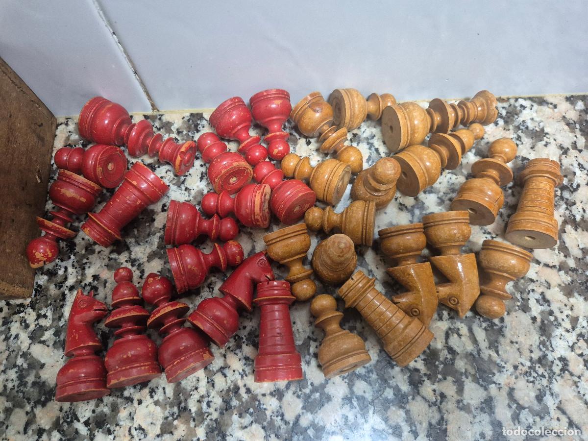 Juegos de mesa: ANTIGUO JUEGO AJEDREZ DE MADERA CON CAJA. - Foto 7