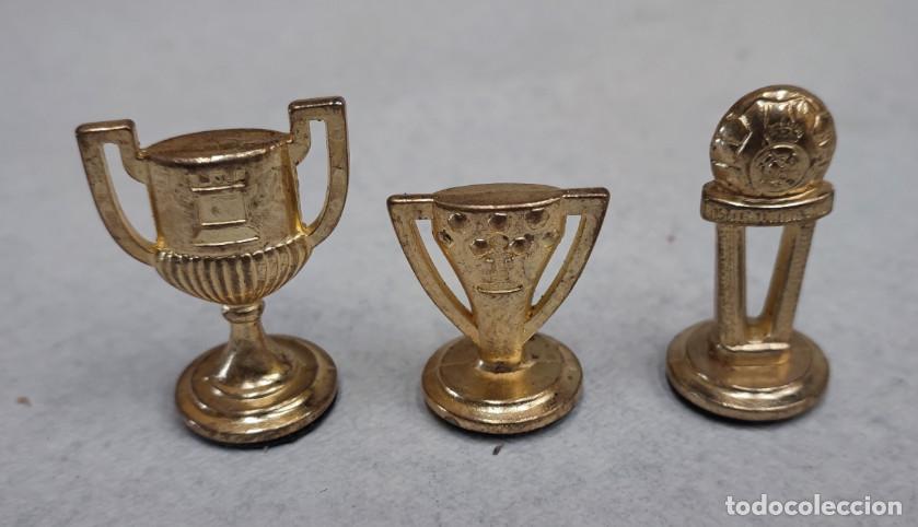 Juegos de mesa: LOTE DE 13 FIGURAS DE AJEDREZ DEL REAL MADRID - Foto 3