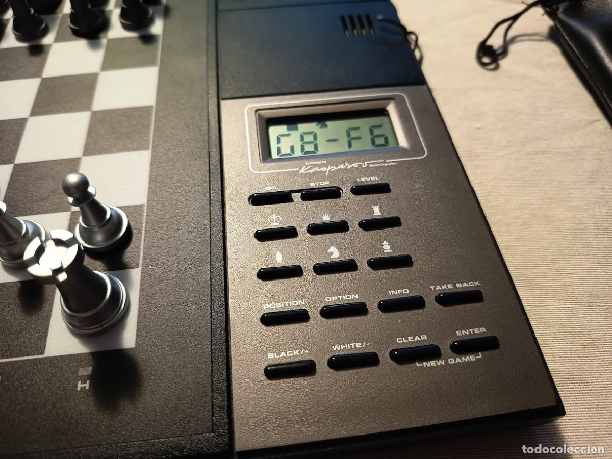 Juegos de mesa: AJEDREZ ELECTRONICO MEPHISTO MASTER CHESS ELO 2400 - Foto 2