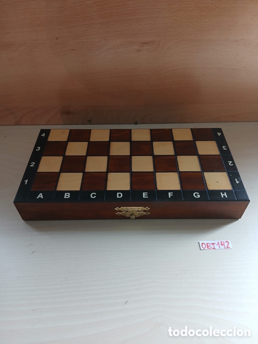 Juegos de mesa: Tablero de ajedrez de madera, plegable - Foto 1