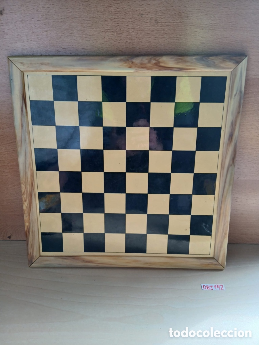 Juegos de mesa: Antiguo tablero de ajedrez - Foto 2