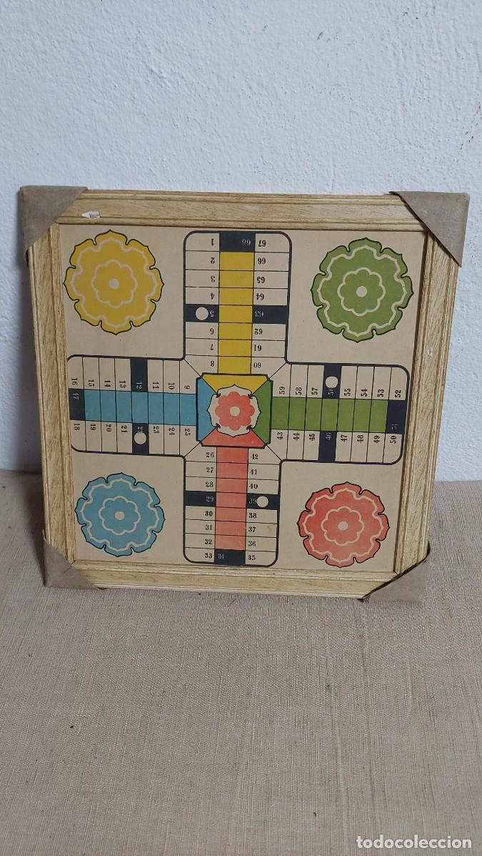 Juegos de mesa: Antiguo parchis en cart&oacute;n y enmarcado - Foto 1