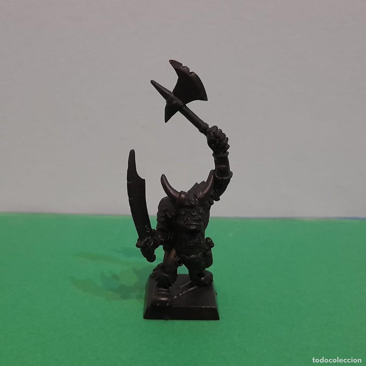 Juegos de mesa: Warhammer / Heroquest - Orco negro. - Foto 1