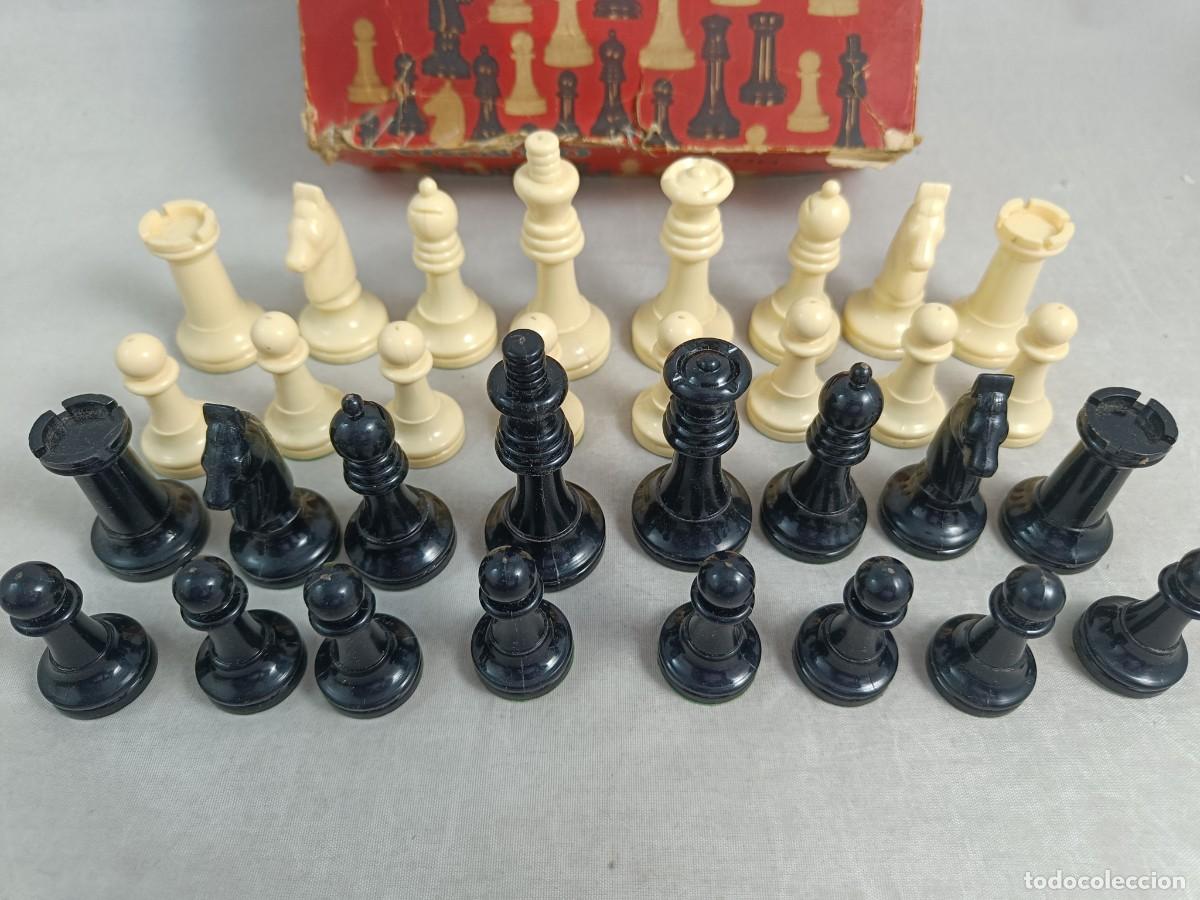 Juegos de mesa: JUEGO DE PIEZAS DE AJEDREZ MAXIMS TORNEO 2000. - Foto 2