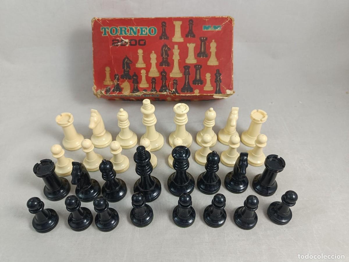Juegos de mesa: JUEGO DE PIEZAS DE AJEDREZ MAXIMS TORNEO 2000. - Foto 1