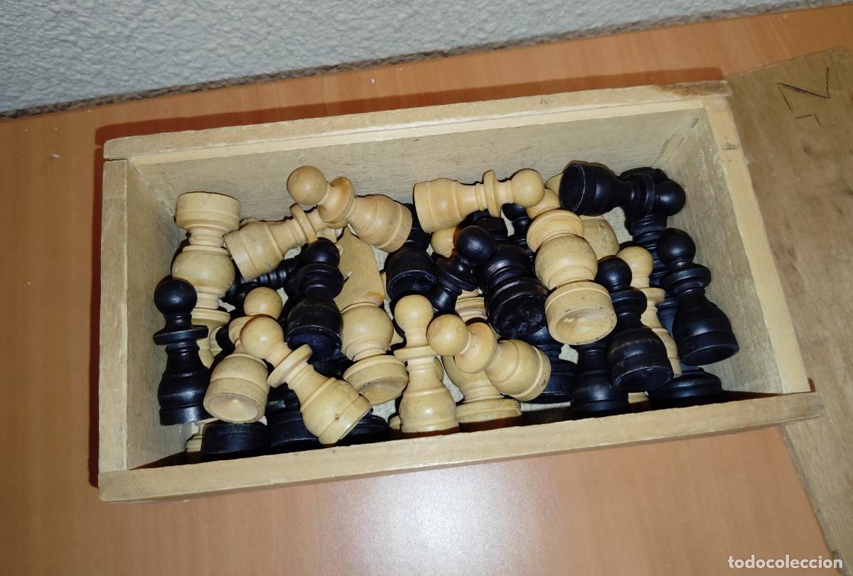 Board Games: JUEGO COMPLETO PIEZAS DE AJEDREZ DE MADERA, ANTIGUO, Env&iacute;o gratis