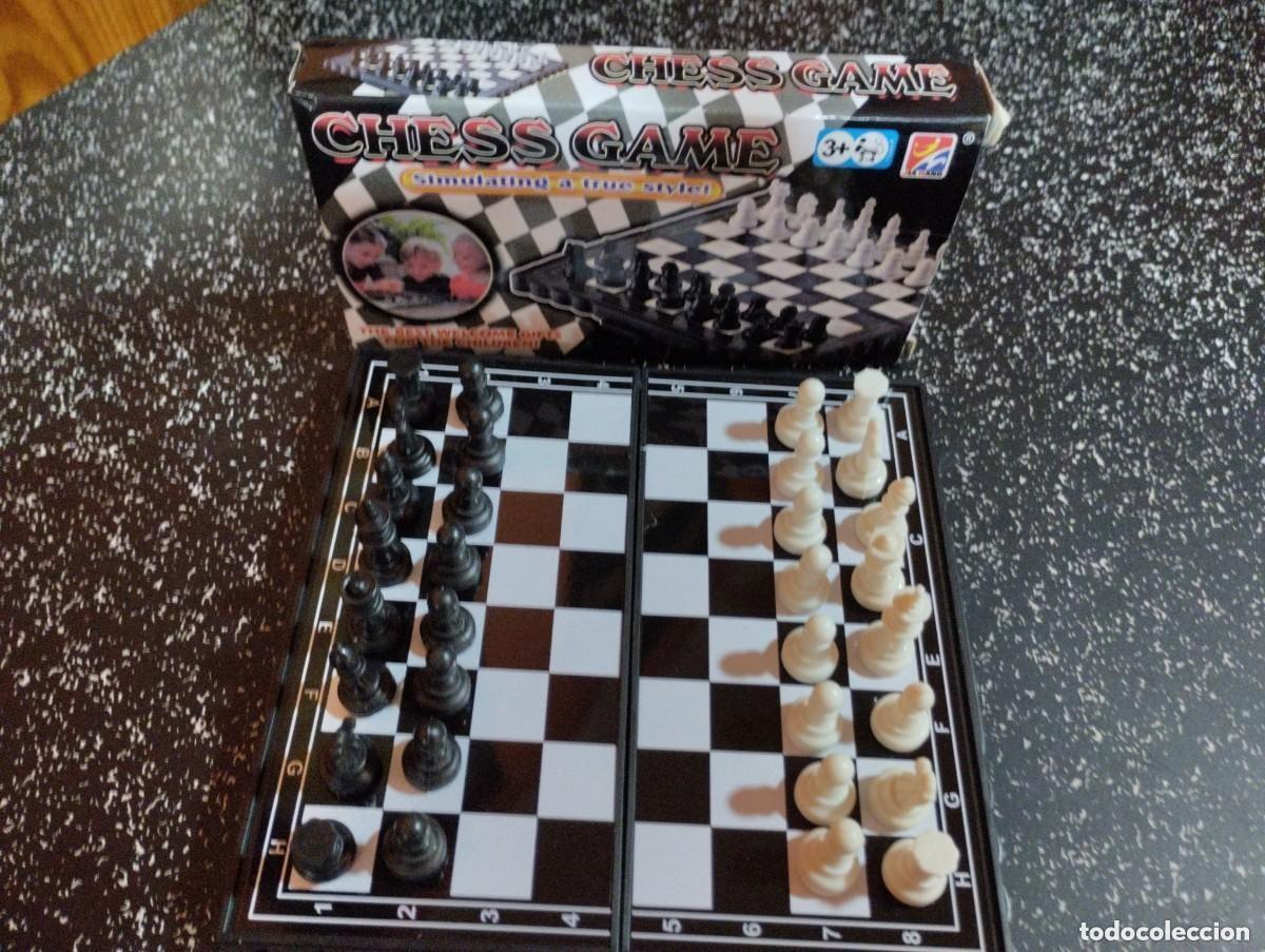 Juegos de mesa: ajedrez de bolsillo-nuevo - Foto 1