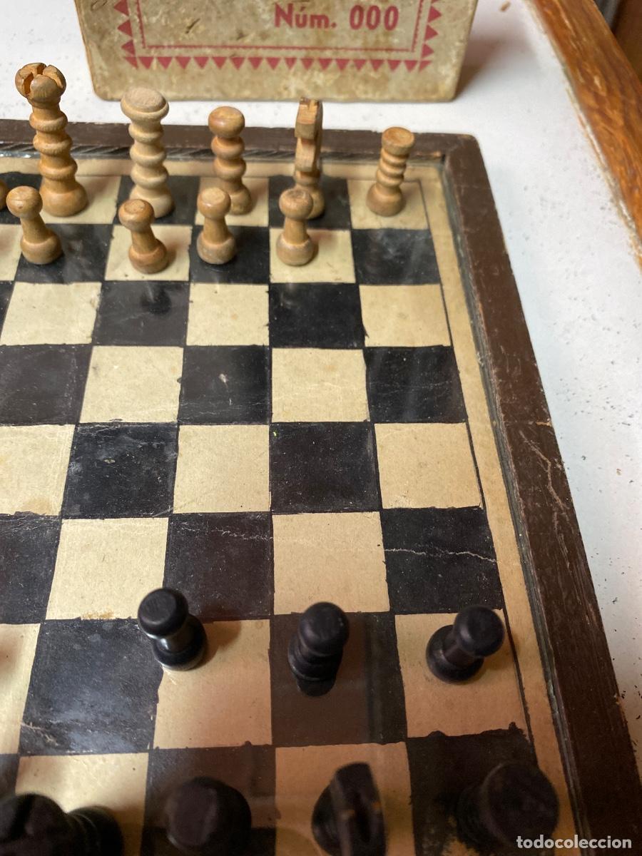 Juegos de mesa: Ajedrez / parchos viejo - Foto 3