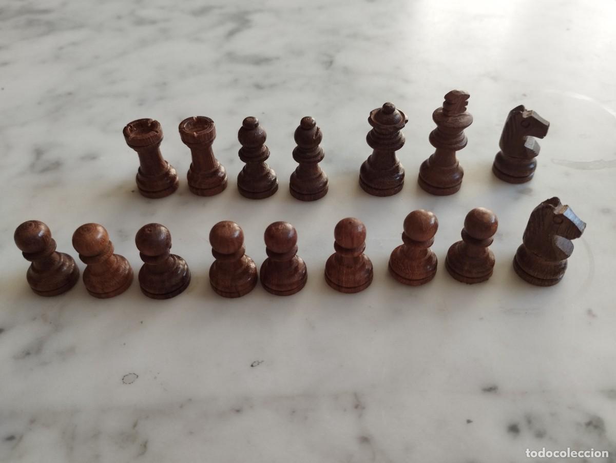 Juegos de mesa: TABLERO DE AJEDREZ DE MADERA PLEGABLE - Foto 3