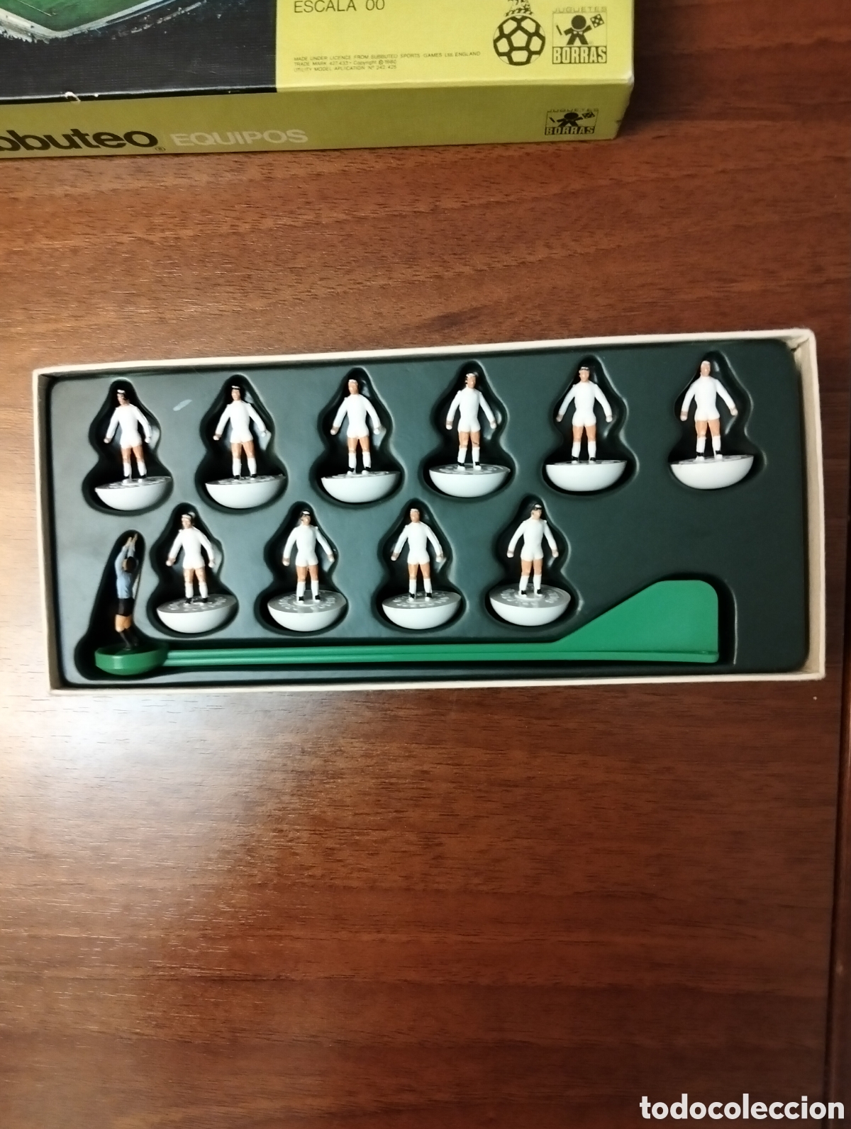 Juegos de mesa: Subbuteo. Real Madrid. - Foto 1