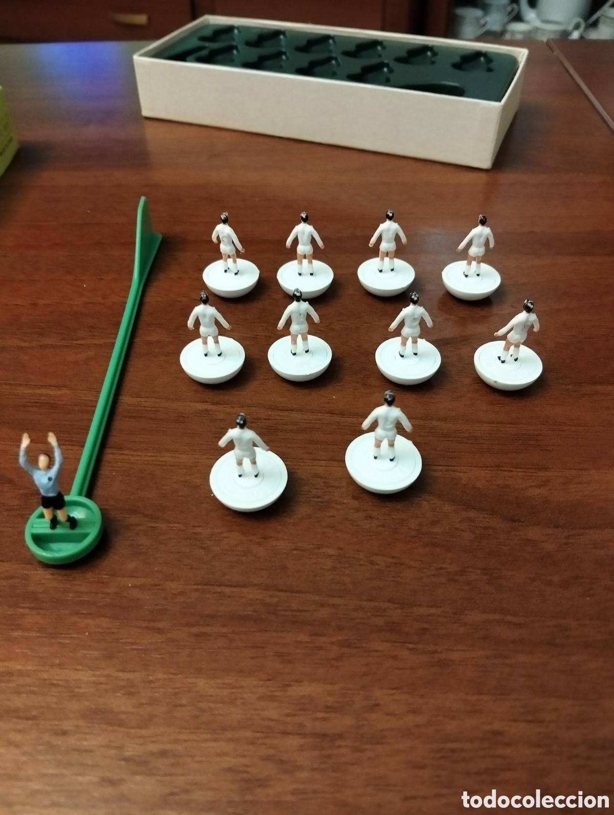 Juegos de mesa: Subbuteo. Real Madrid. - Foto 3