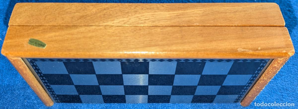 Juegos de mesa: Ajedrez m&aacute;gn&eacute;rico con estuche original - Foto 5