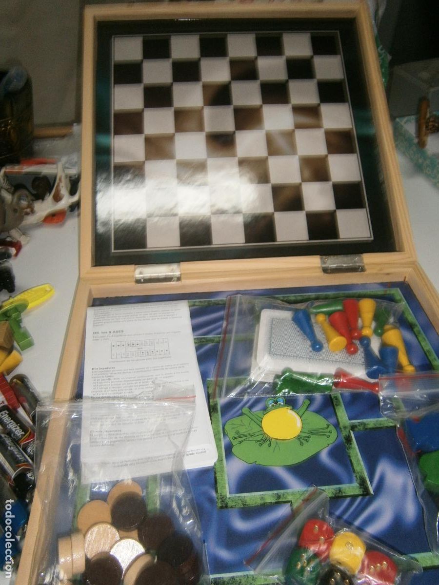 Juegos de mesa: MALETIN EN MADERA CON CUATRO JUEGOS DE MESA - Foto 3