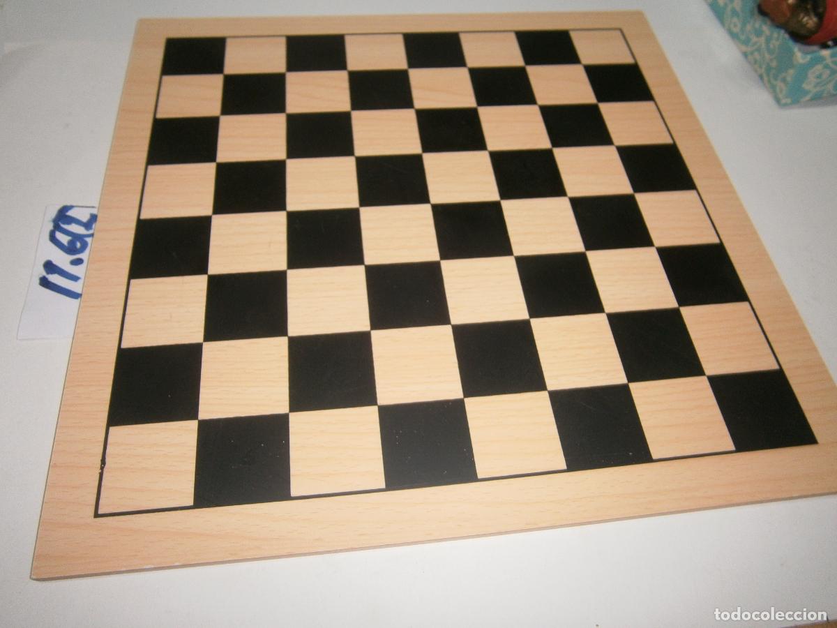 Juegos de mesa: TABLERO DE AJEDREZ DE MADERA CHAPADA - Foto 2