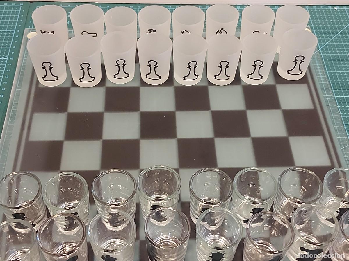 Juegos de mesa: AJEDREZ DE CHUPITOS  DRINKING CHESS / EN CRISTAL / COMPLETO / LEER - Foto 5